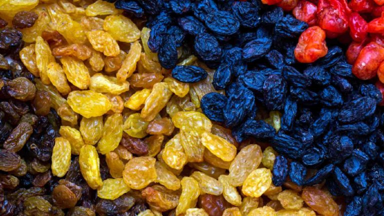Black, green, golden or red: Know the types of raisins and their benefits