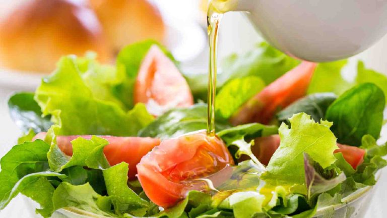 5 healthy homemade salad dressings for your weight loss goals