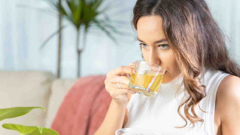 Know the side effects of drinking too much tea