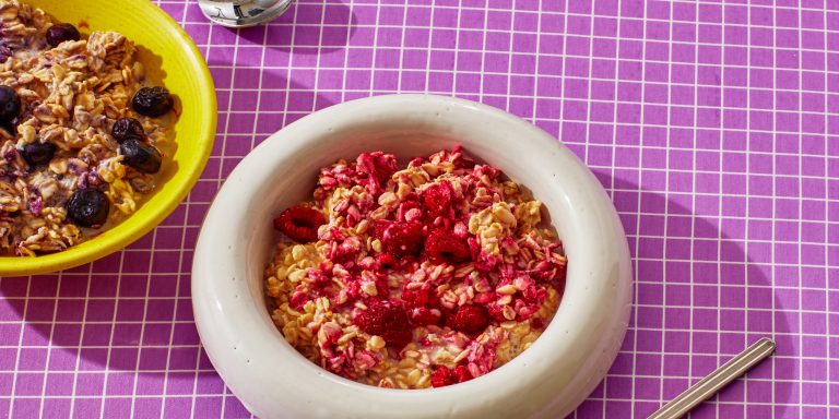 Overnight Oatmeal Berry Jars Recipe