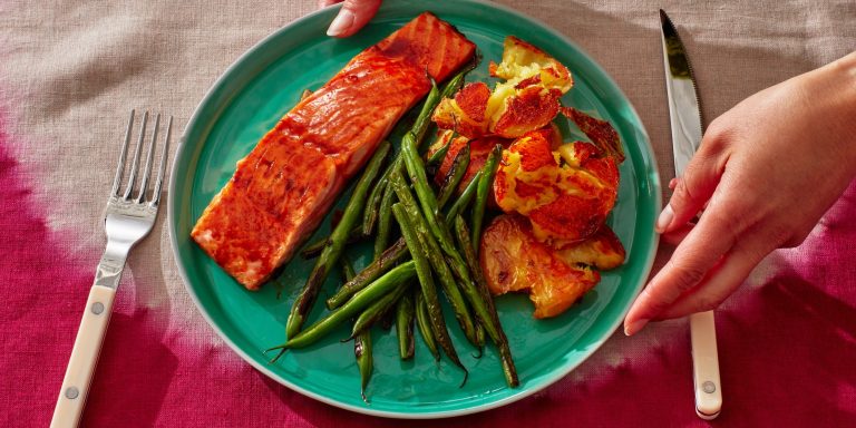 One-Pan Salmon, Green Beans and Smashed Potatoes Recipe