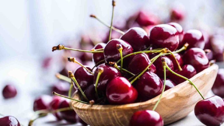 5 fruits to rellieve arthritis pain