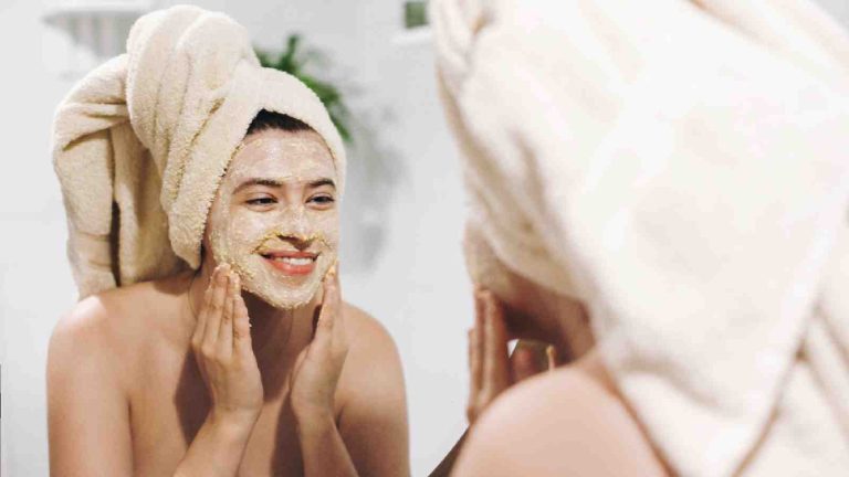 5 DIY face masks to prevent summer acne breakouts