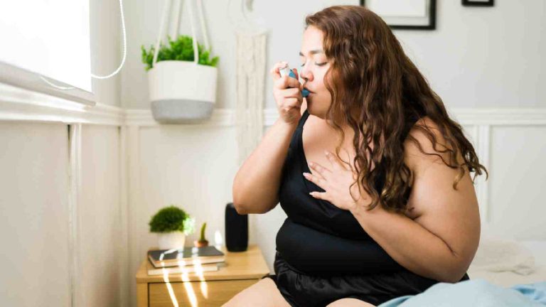 Is there a link between asthma and weight gain?
