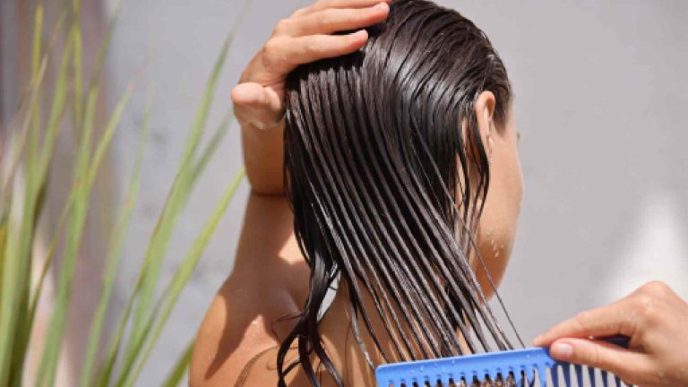 How to comb your hair to promote hair growth