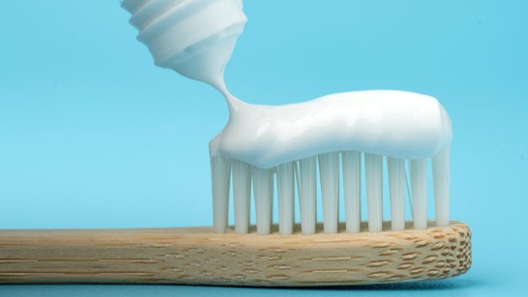 5 best toothpaste options to control bad breath