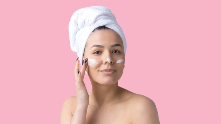 Try these best moisturiser for acne prone skin