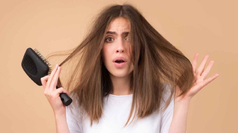 Frizzy hair: Is it a sign of vitamin deficiency?