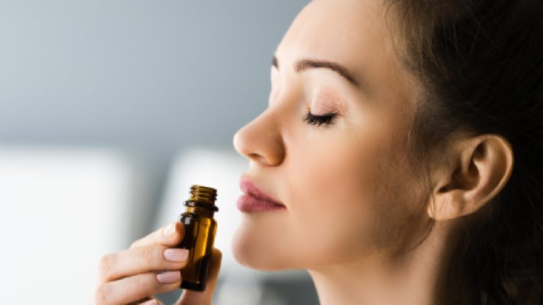 5 best essential oils for body odour