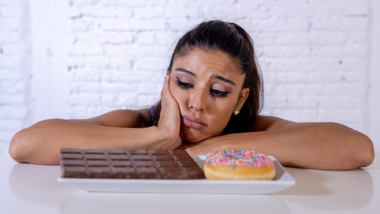 Sugar cravings Does eating sour help?