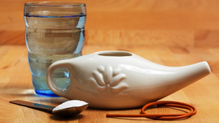 5 best neti pots for sinus relief and nasal irrigation