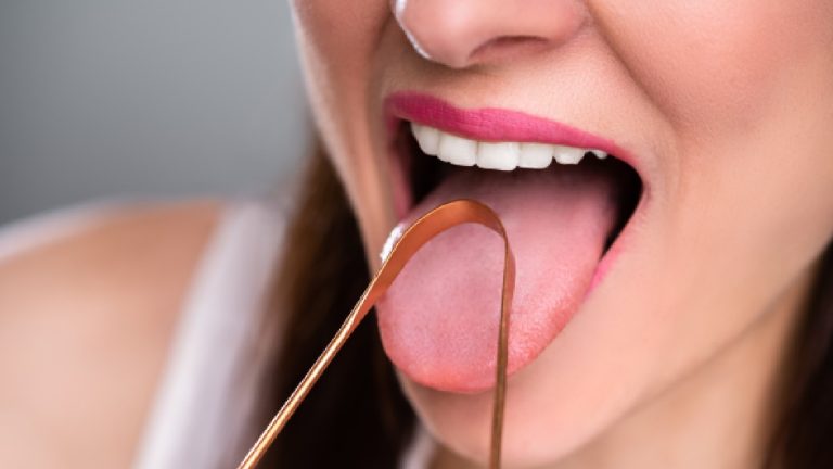 5 best tongue scrapers for oral hygiene