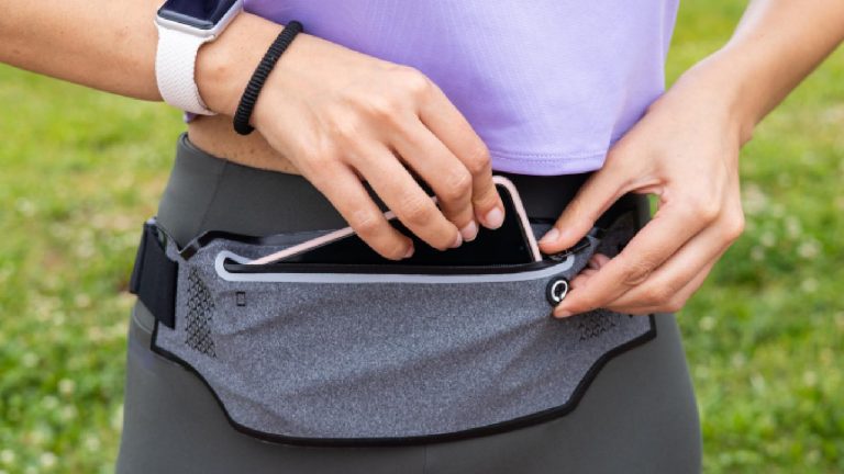 5 best running belts to keep your hands and pockets free