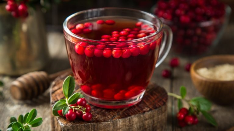 8 health benefits of cranberry tea