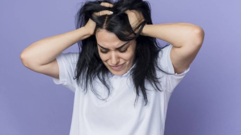 Dry scalp: Why does it happen and how to treat it