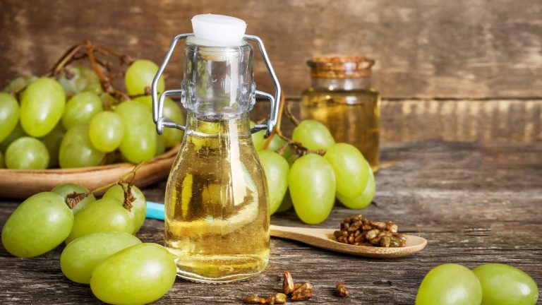 5 best grapeseed oil for beautiful hair