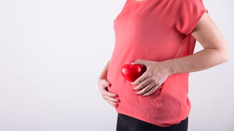 Heart palpitations during pregnancy: Causes and when to worry