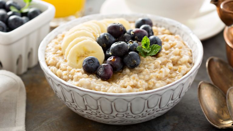 5 delicious steel-cut oats porridge recipes