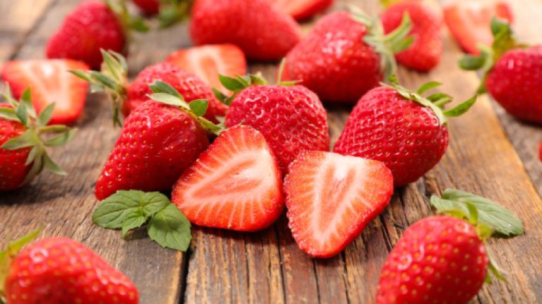 6 sweet health benefits of strawberries
