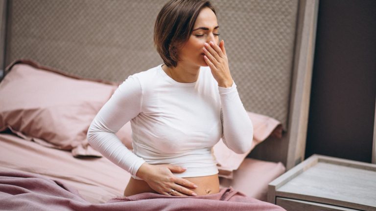 Lack of sleep during pregnancy: Causes and consequences
