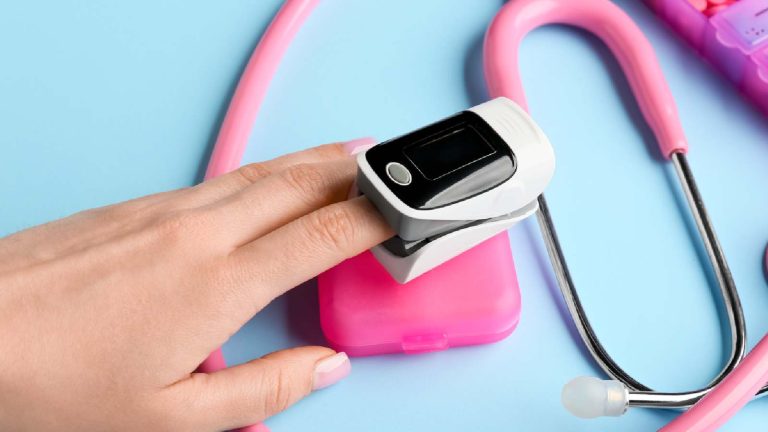 Best pulse oximeters: 7 picks to monitor oxygen saturation levels