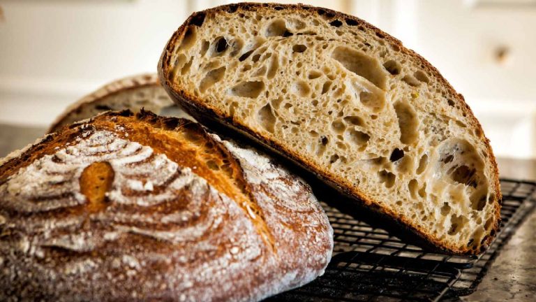 Sourdough bread benefits: Why it is better than normal bread