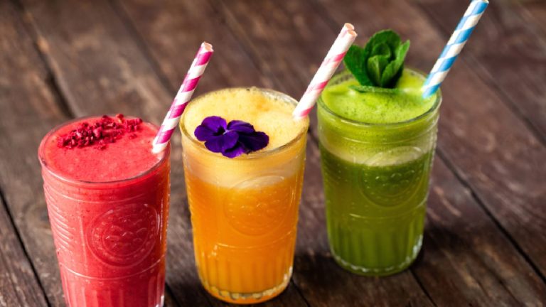 6 muscle building smoothie recipes to get stronger