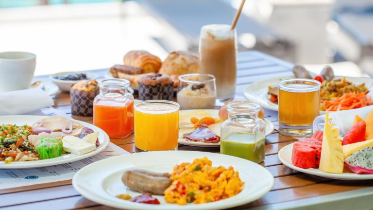 5 light breakfast recipes for a healthy summer morning
