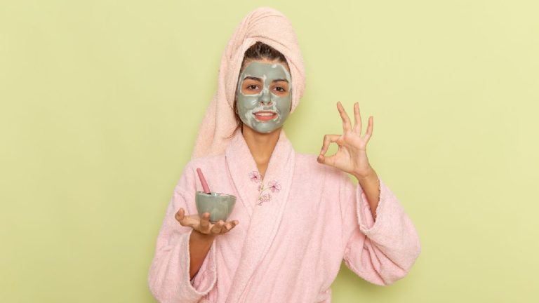 Clay mask for skin: Types and how to use it