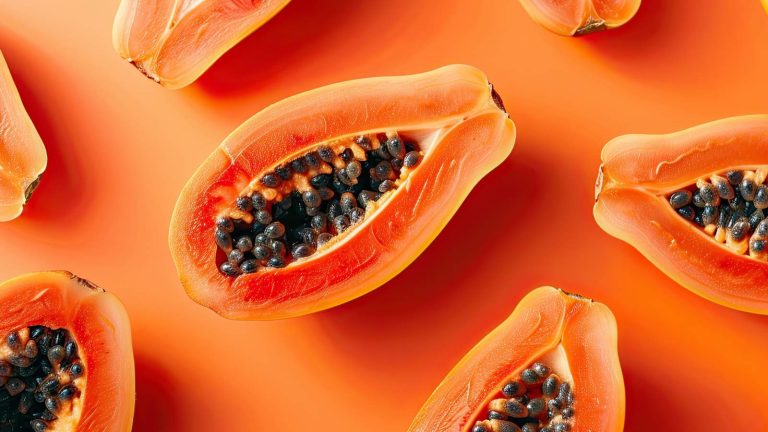 Papaya for digestion: 6 benefits and how to use
