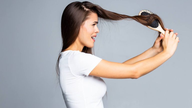 Tretinoin for hair growth: Benefits and side effects