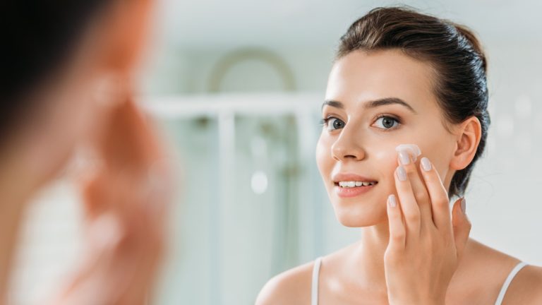 Silicone for skin: Know benefits, side effects, and its alternatives